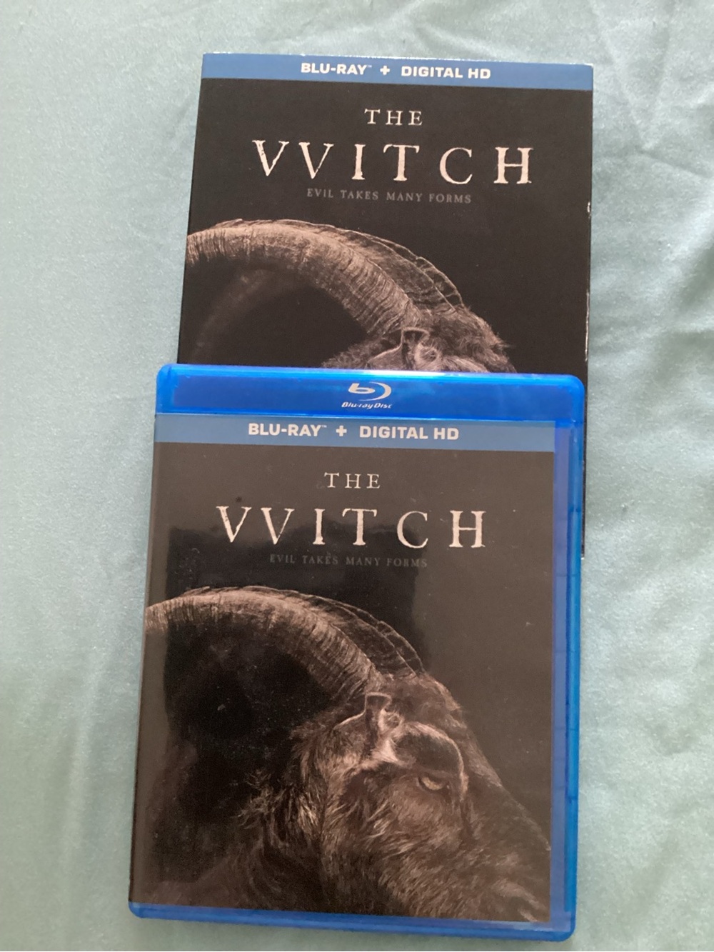 The VVitch Blu-ray + Digital HD - Black Goat Cover - Picture 3 of 3